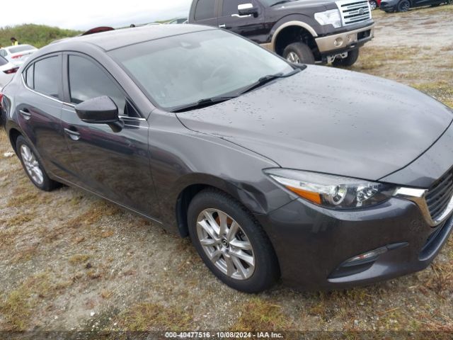 mazda mazda3 2018 3mzbn1u71jm158740