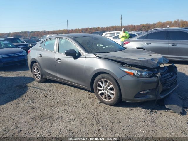 mazda mazda3 2018 3mzbn1u71jm232576