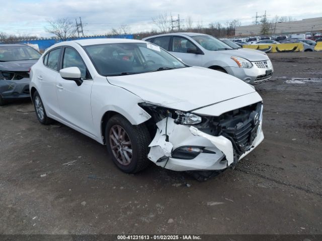 mazda mazda3 2018 3mzbn1u73jm213124