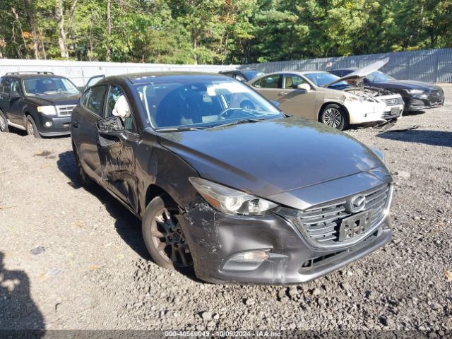 mazda mazda3 2018 3mzbn1u76jm213067