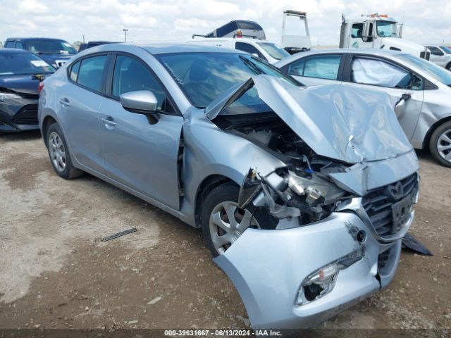 mazda mazda3 2018 3mzbn1u77jm231304