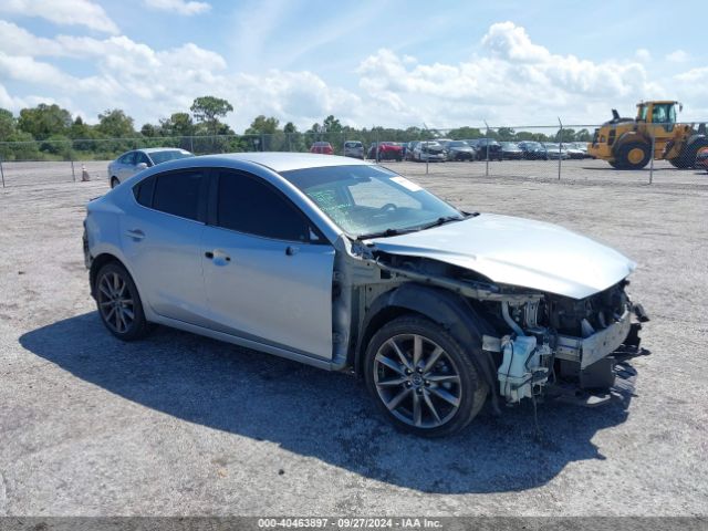 mazda mazda3 2018 3mzbn1v38jm193691