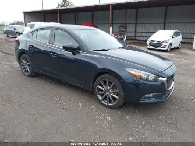 mazda mazda3 2018 3mzbn1v39jm159193