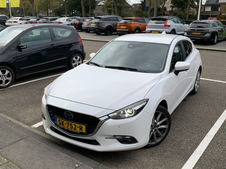 mazda 3 2018 3mzbn64660m331329