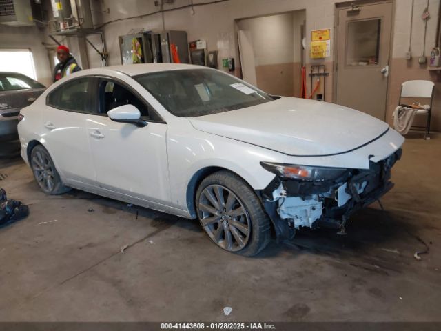 mazda mazda3 2019 3mzbpaal3km105342