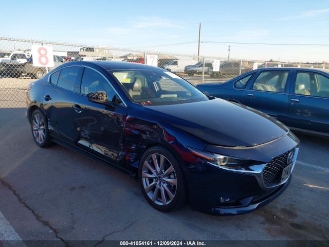 mazda mazda3 2019 3mzbpaemxkm101081