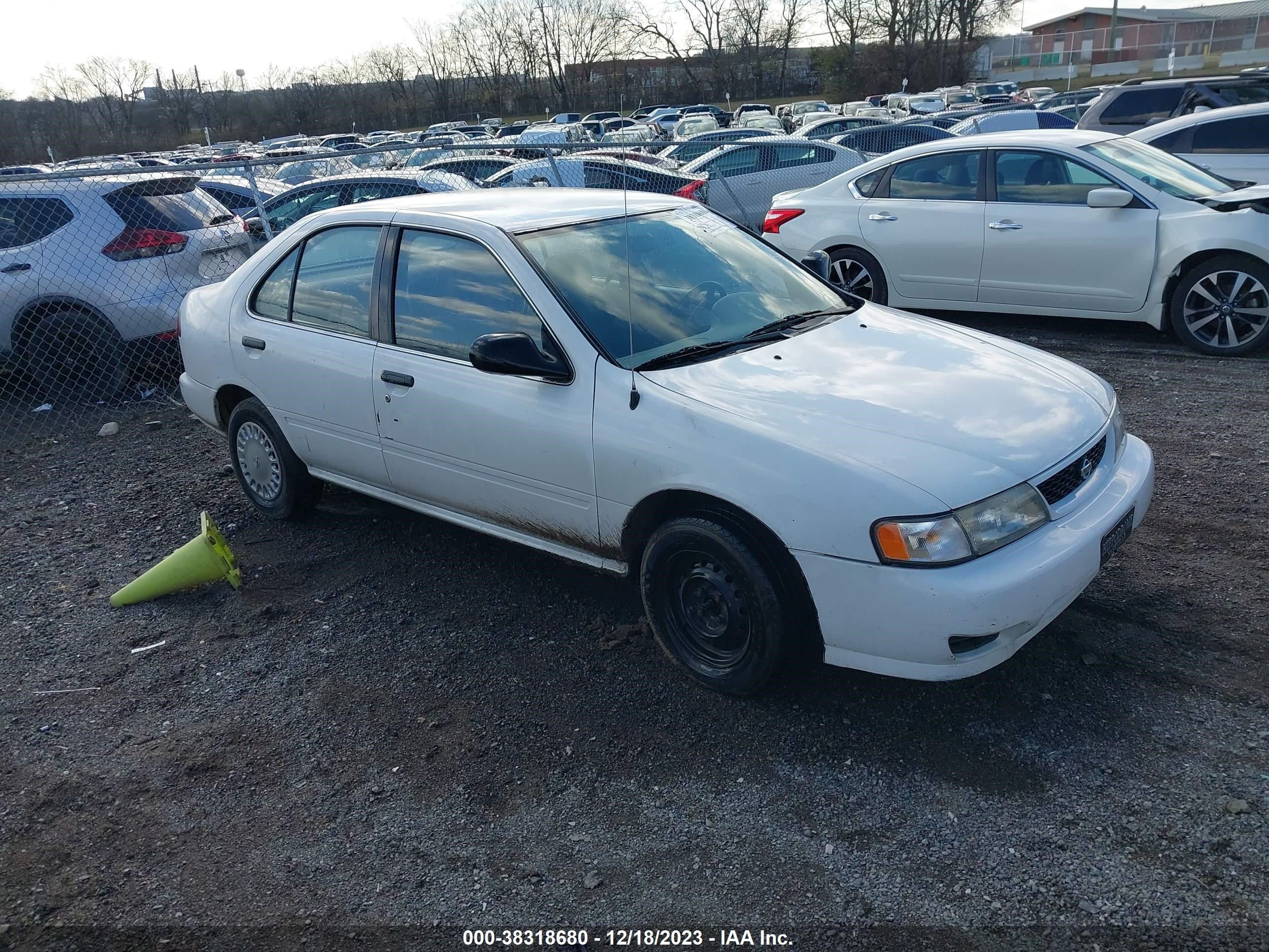 nissan sentra 1998 3n1ab41d9wl043709