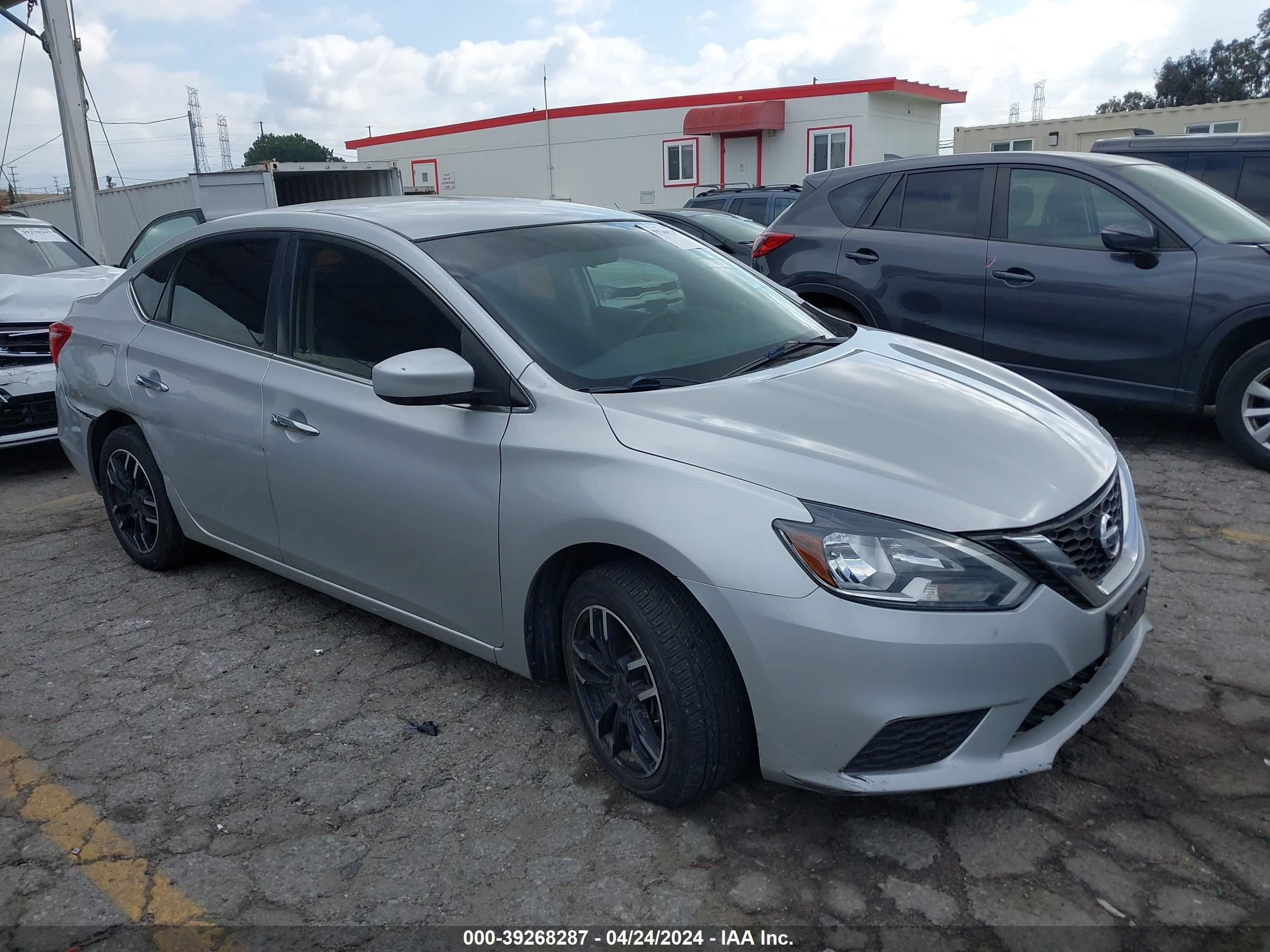 nissan sentra 2018 3n1ab7ap2jl638714