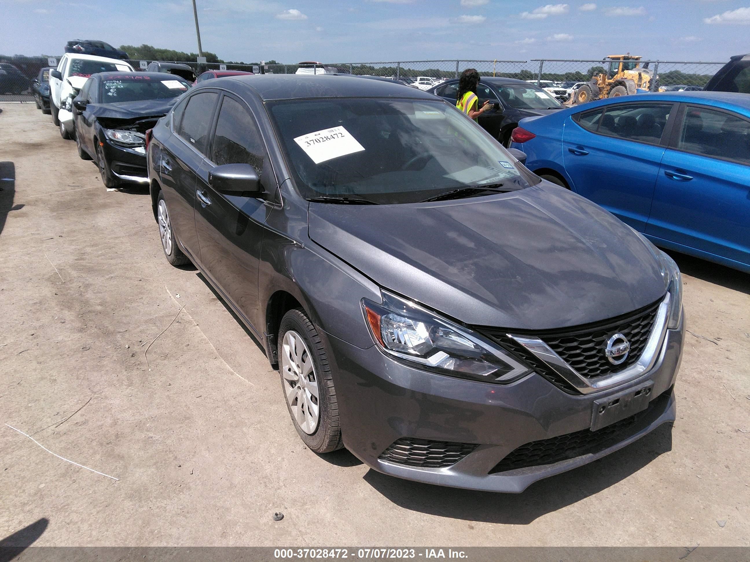 nissan sentra 2018 3n1ab7ap2jy343969