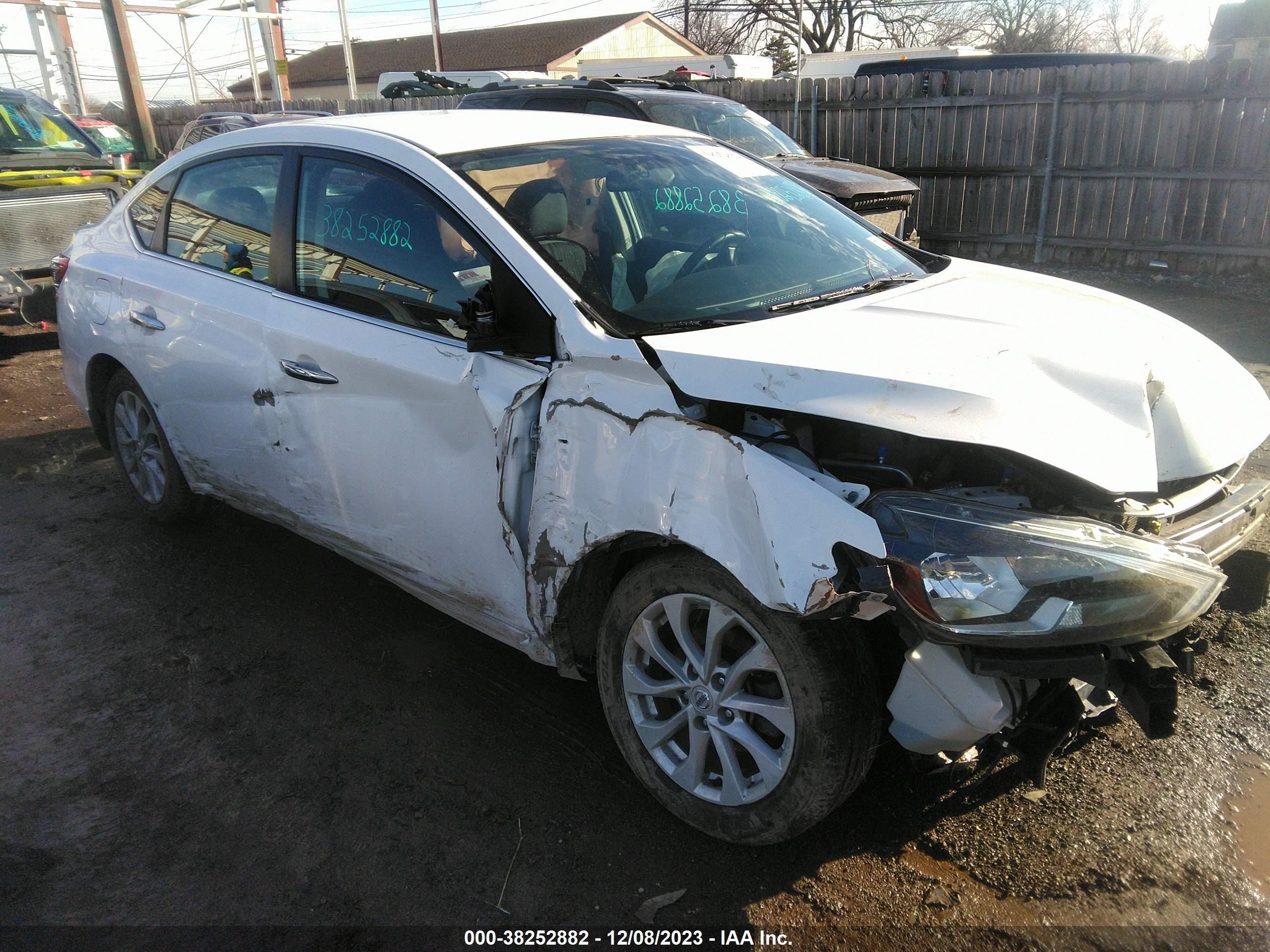 nissan sentra 2018 3n1ab7ap3jy314805