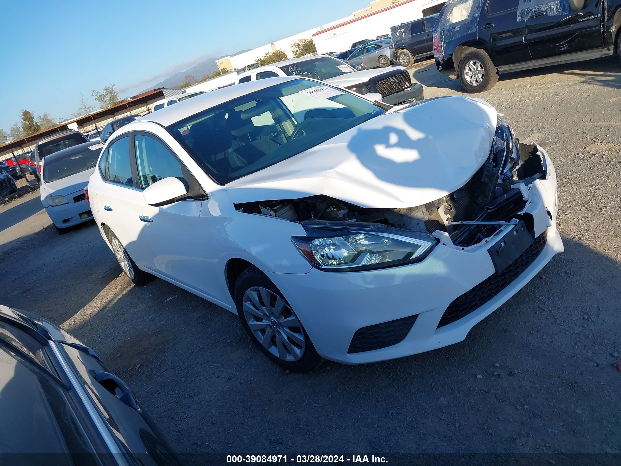 nissan sentra 2017 3n1ab7ap8hy258130