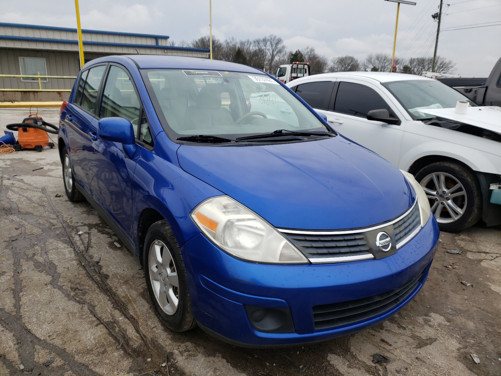 nissan versa s 2009 3n1bc13e09l409342