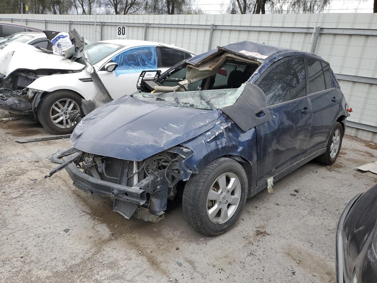 nissan versa 2008 3n1bc13e18l462839