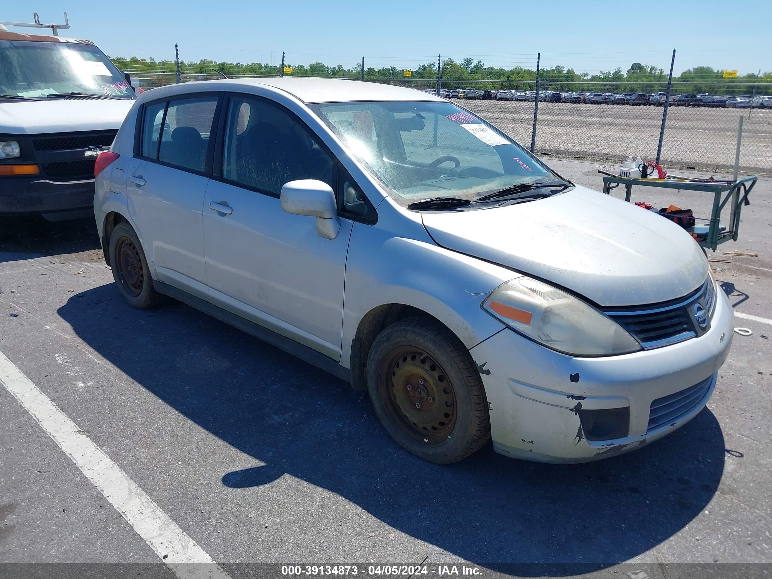 nissan versa 2007 3n1bc13e27l404401