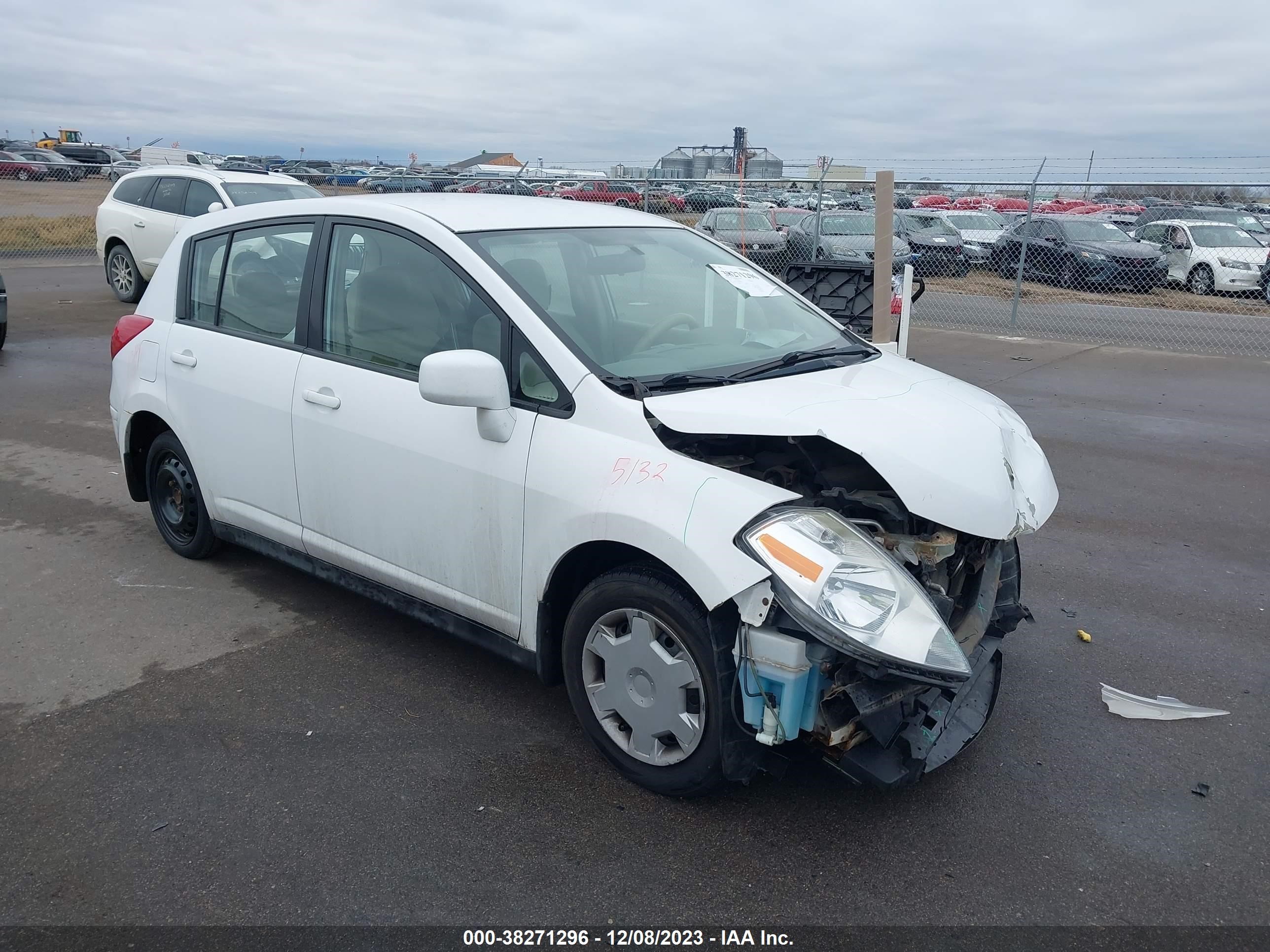 nissan versa 2008 3n1bc13e48l384380