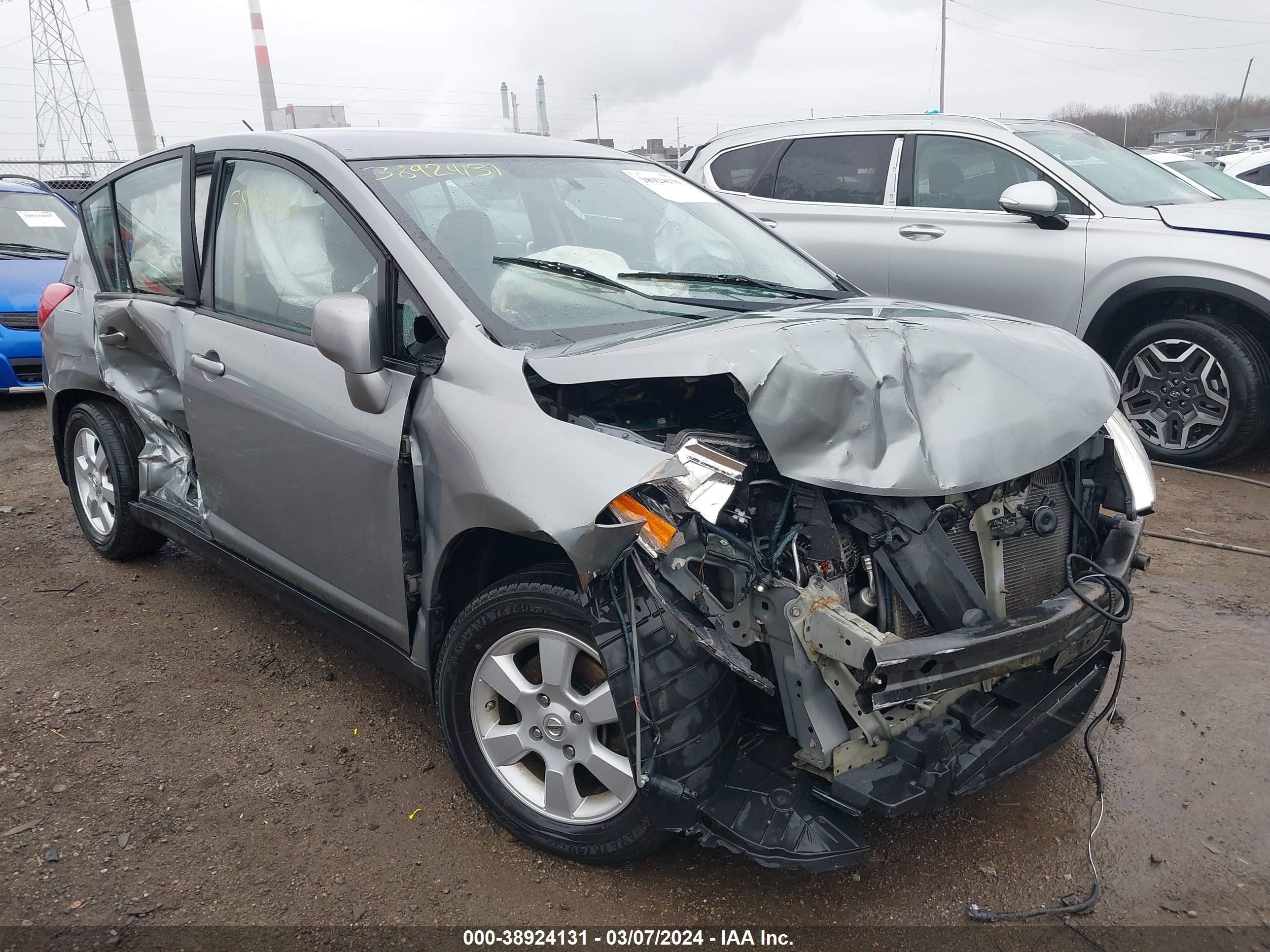 nissan versa 2008 3n1bc13ex8l363727