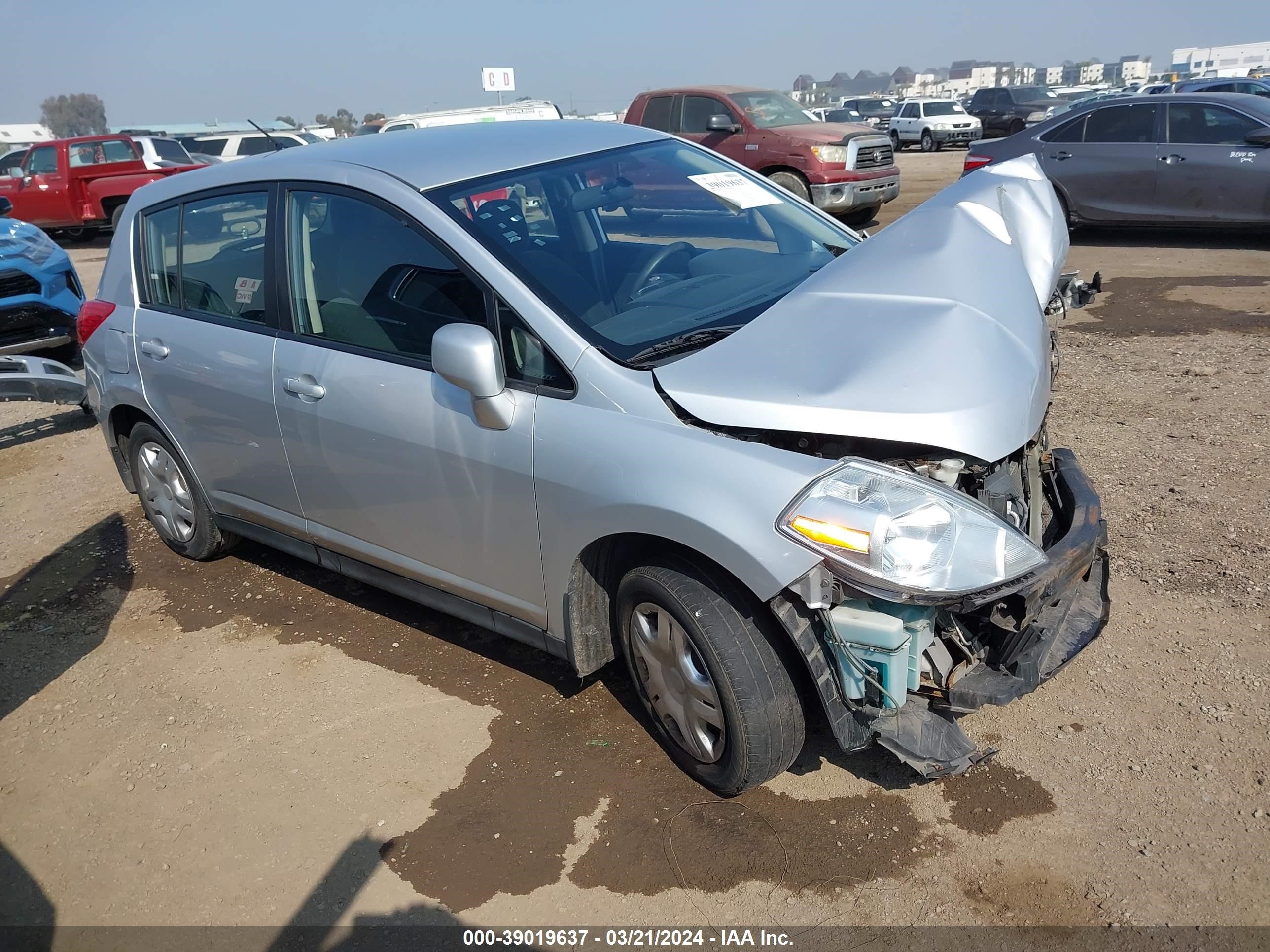 nissan versa 2011 3n1bc1cp2bl373063