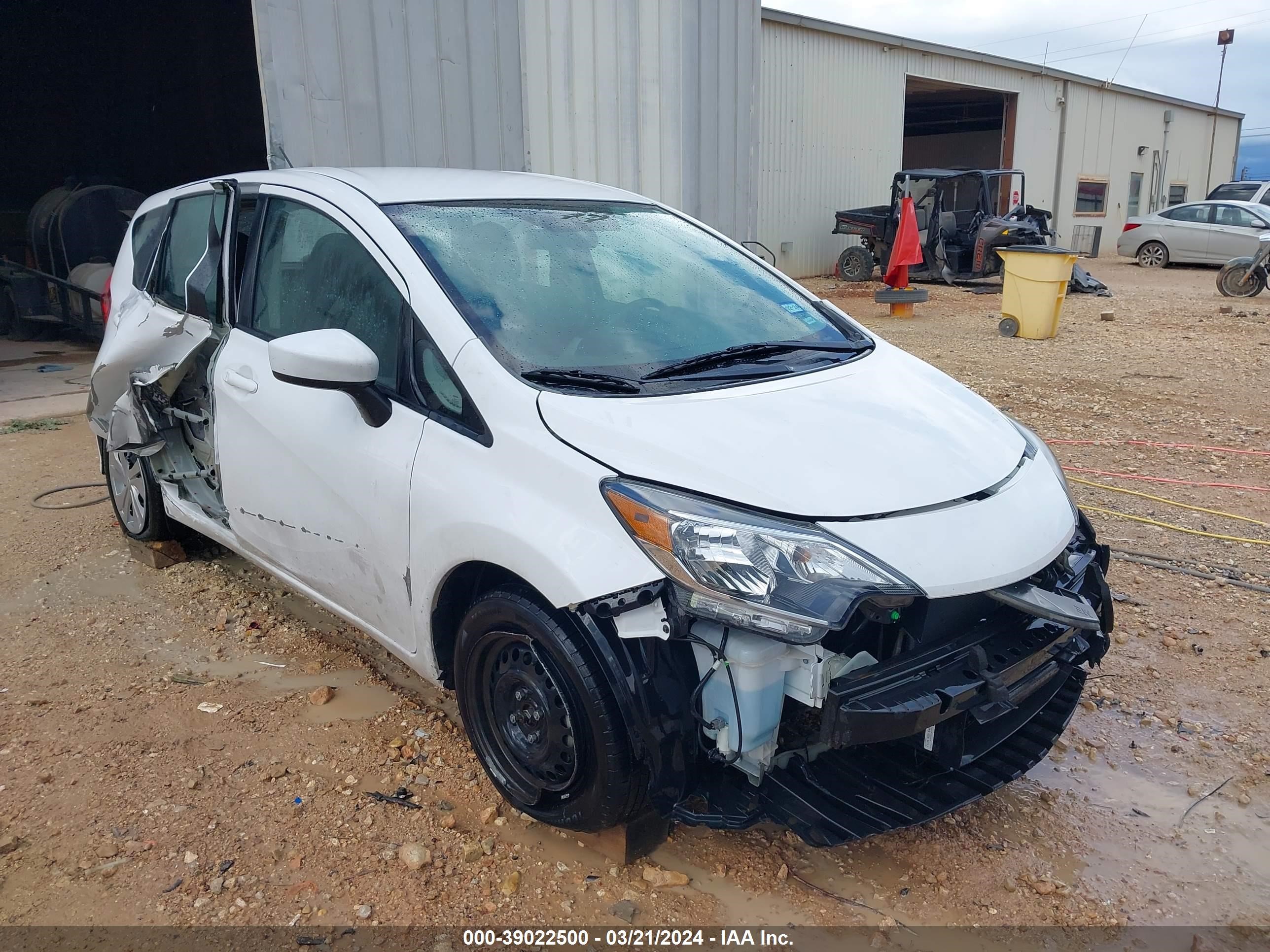 nissan versa 2019 3n1ce2cp2kl366506