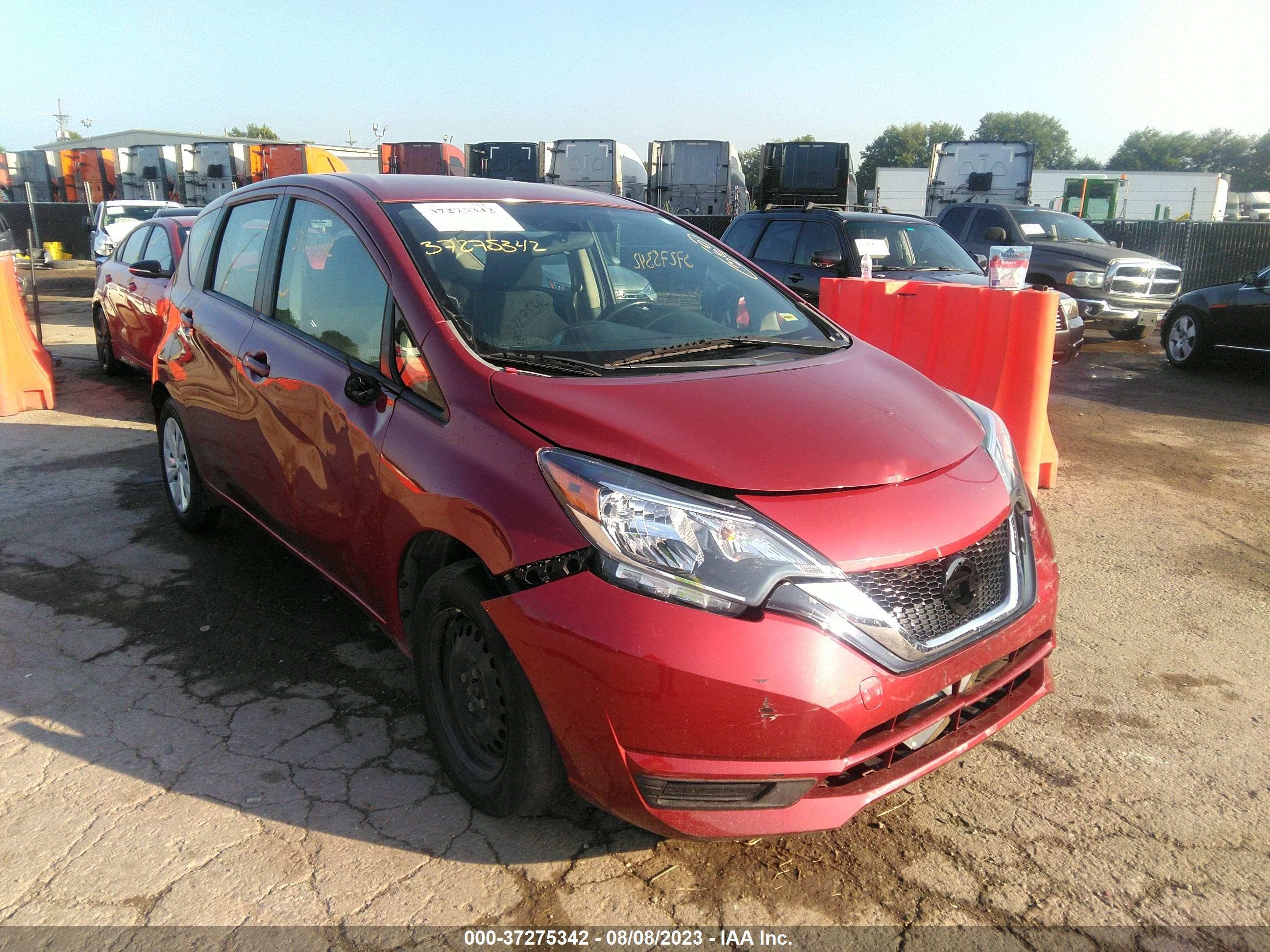 nissan versa 2019 3n1ce2cp5kl363857