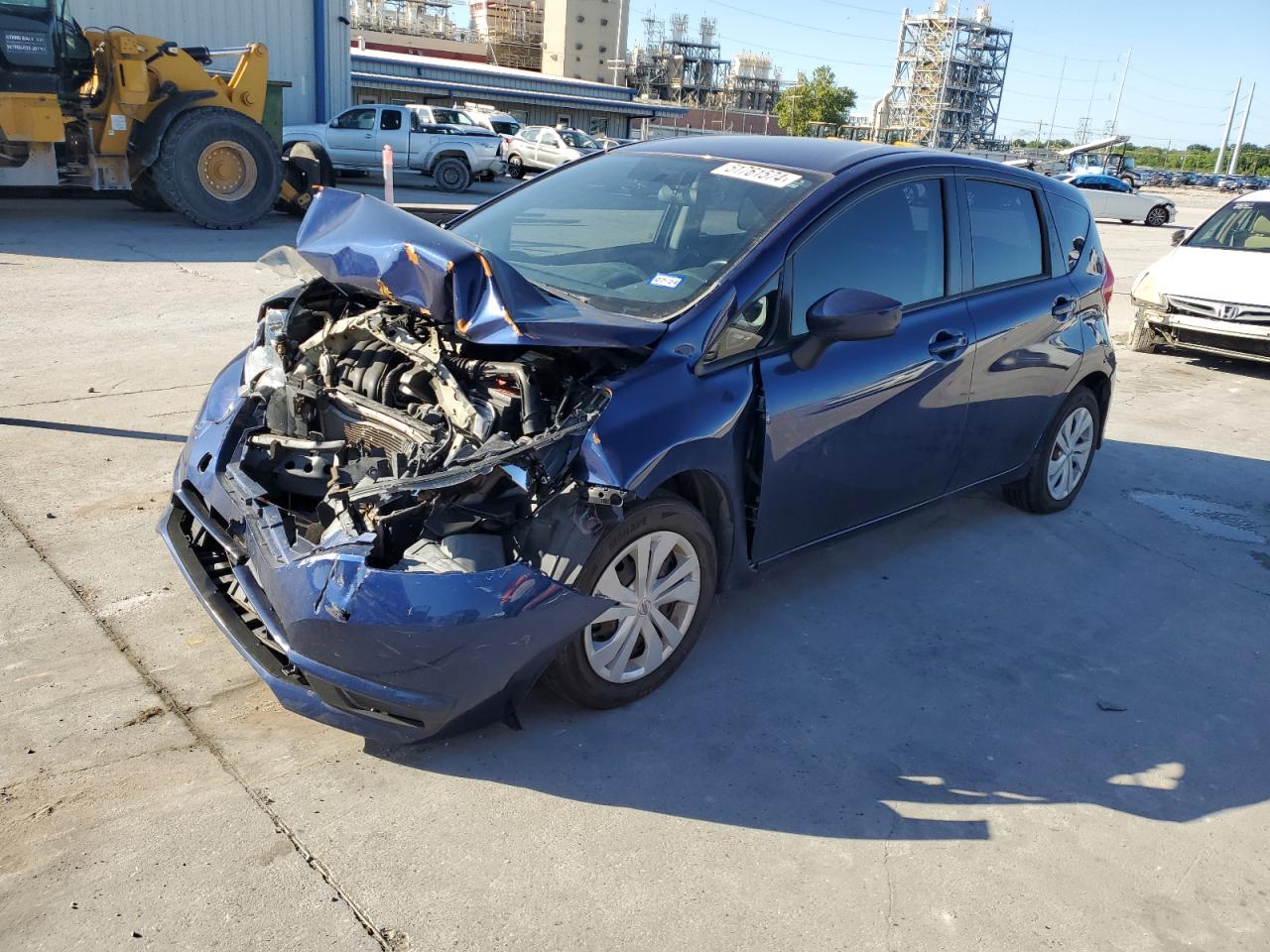 nissan versa 2019 3n1ce2cp6kl356500