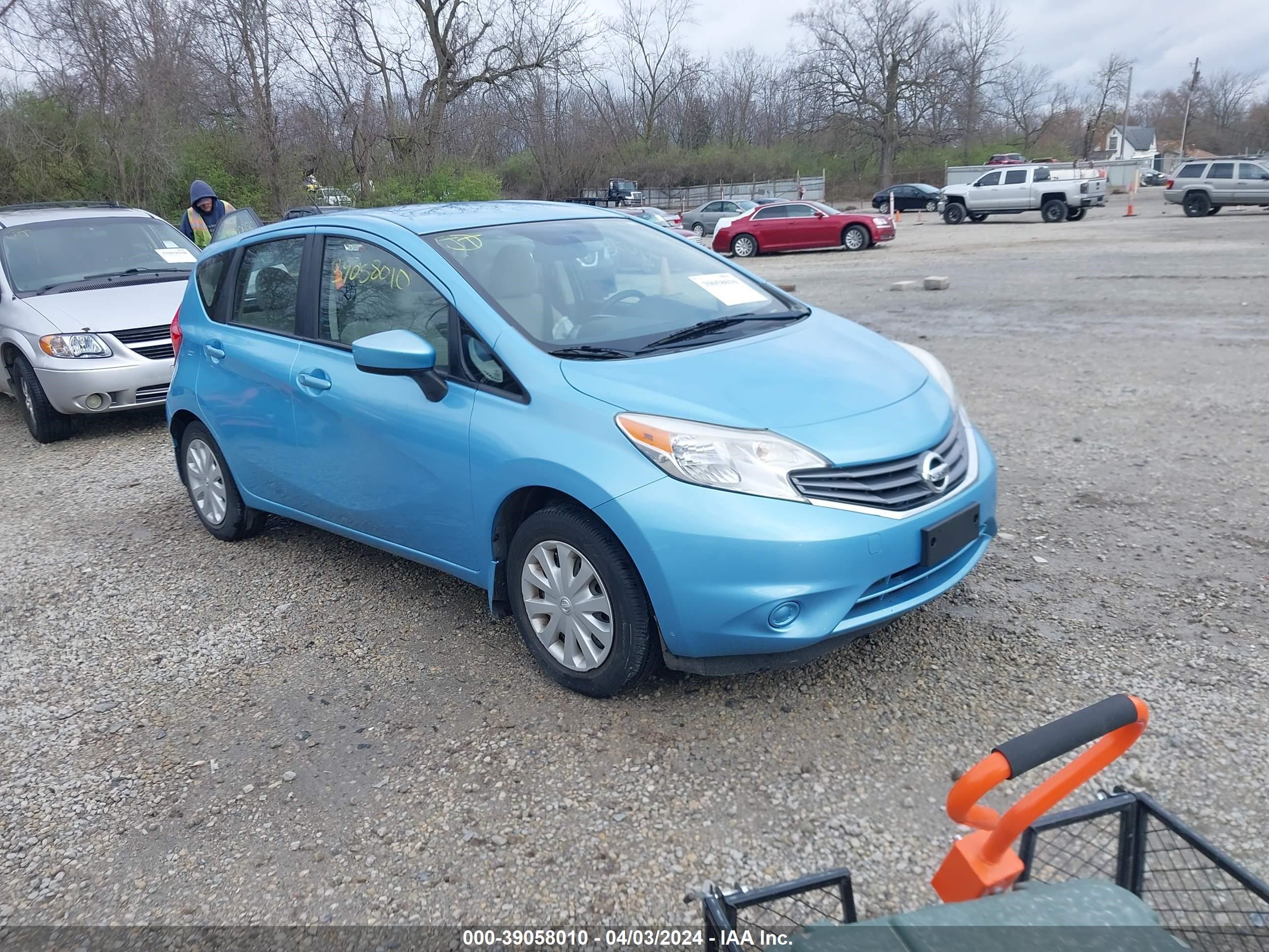 nissan versa 2015 3n1ce2cp8fl350333