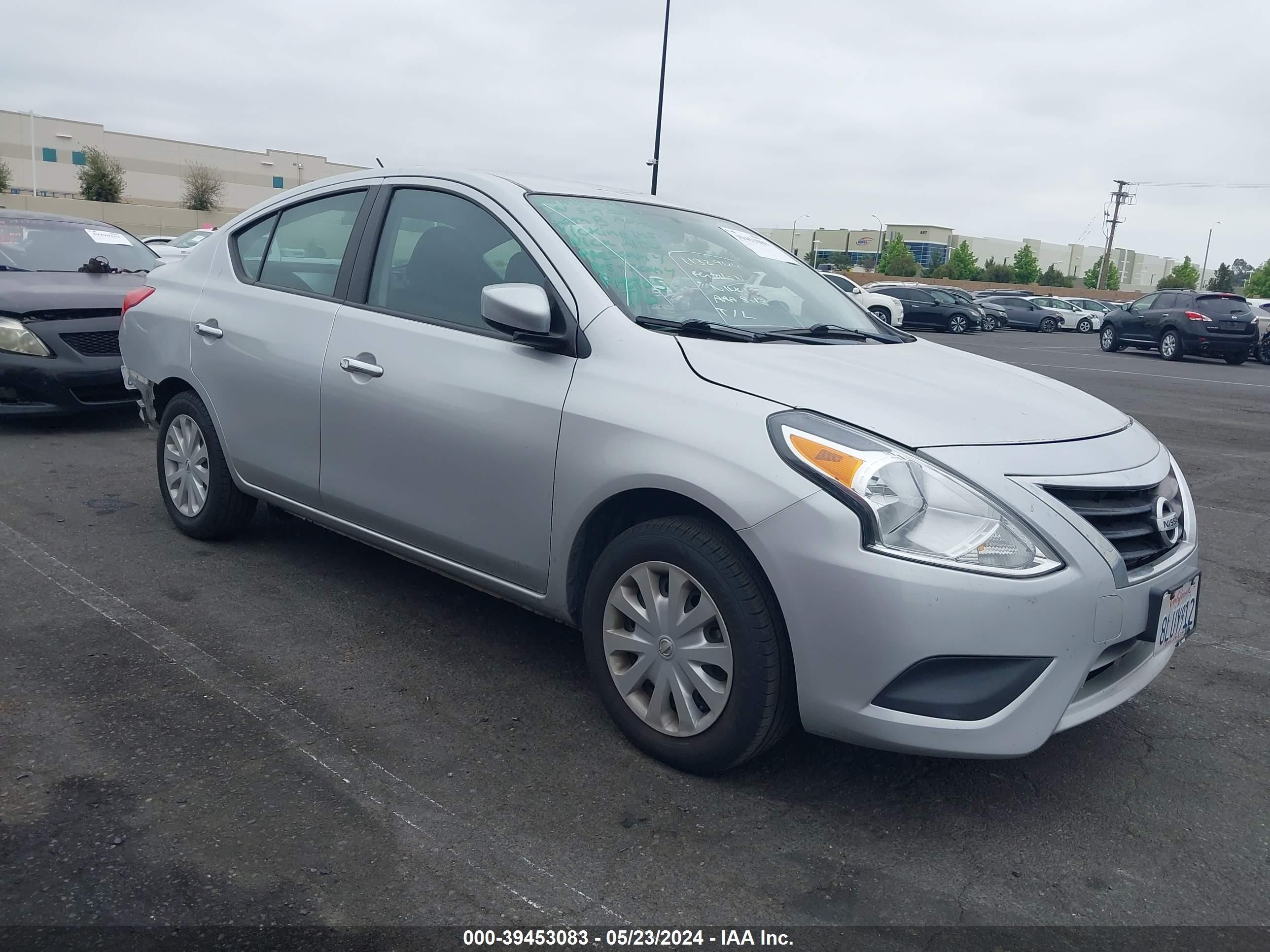 nissan versa 2018 3n1cn7ap0jk440400