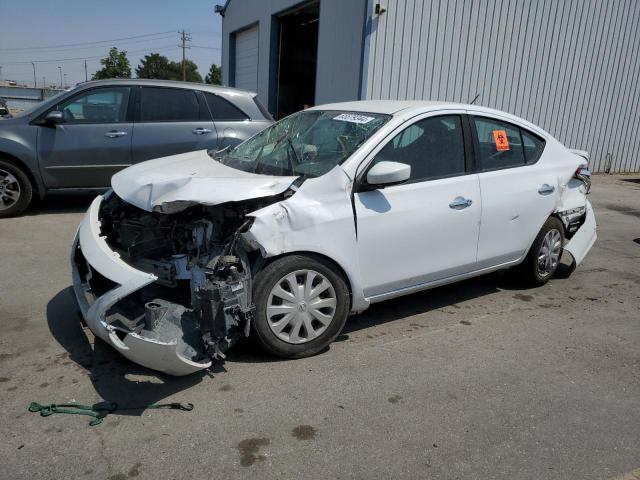 nissan versa 4d 2018 3n1cn7ap0jl823053