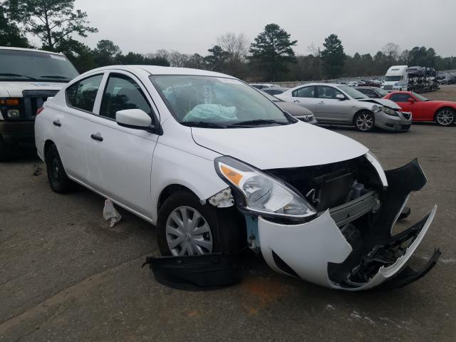 nissan versa s 2018 3n1cn7ap0jl884600