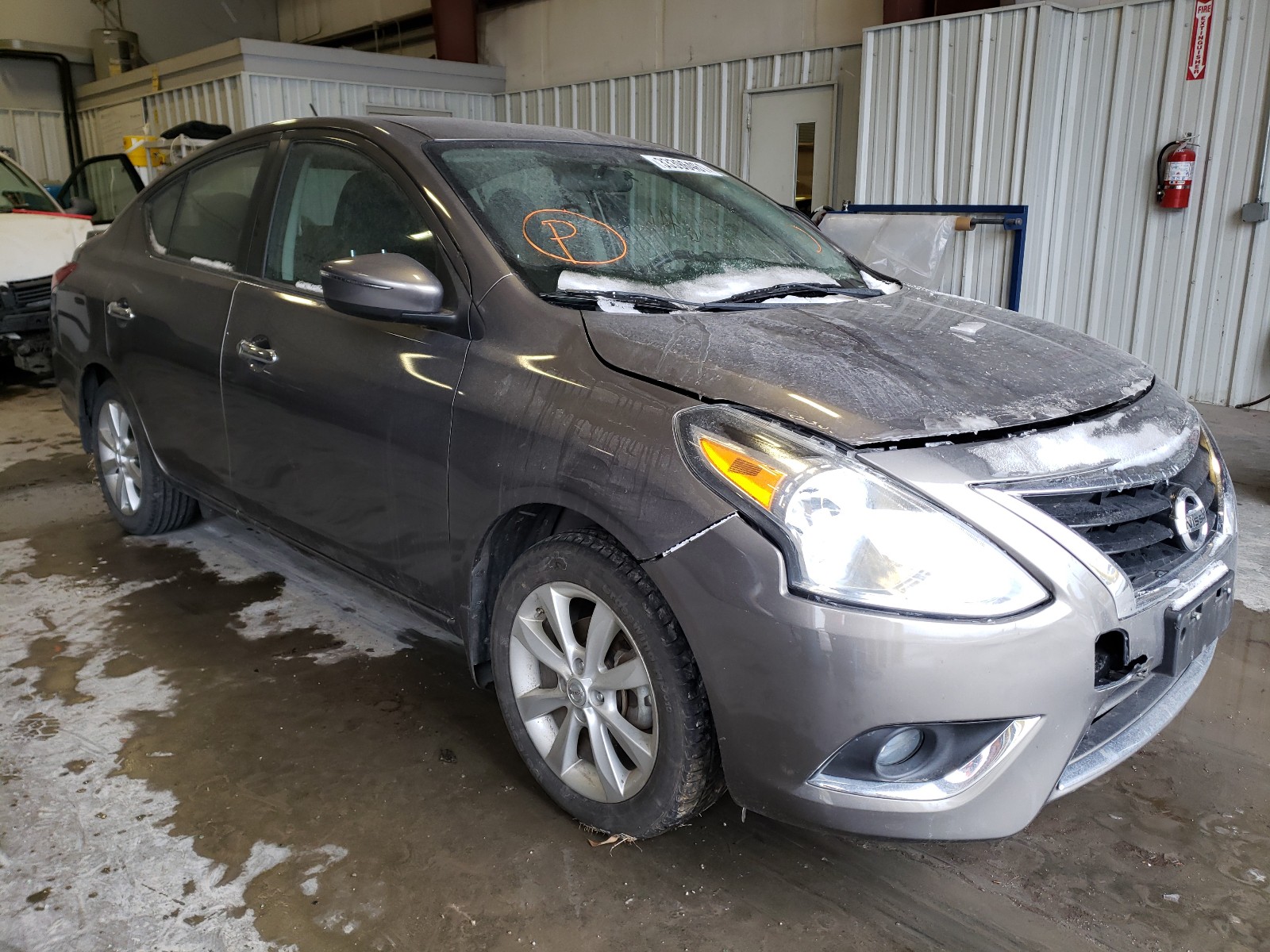 nissan versa s 2016 3n1cn7ap1gl898384