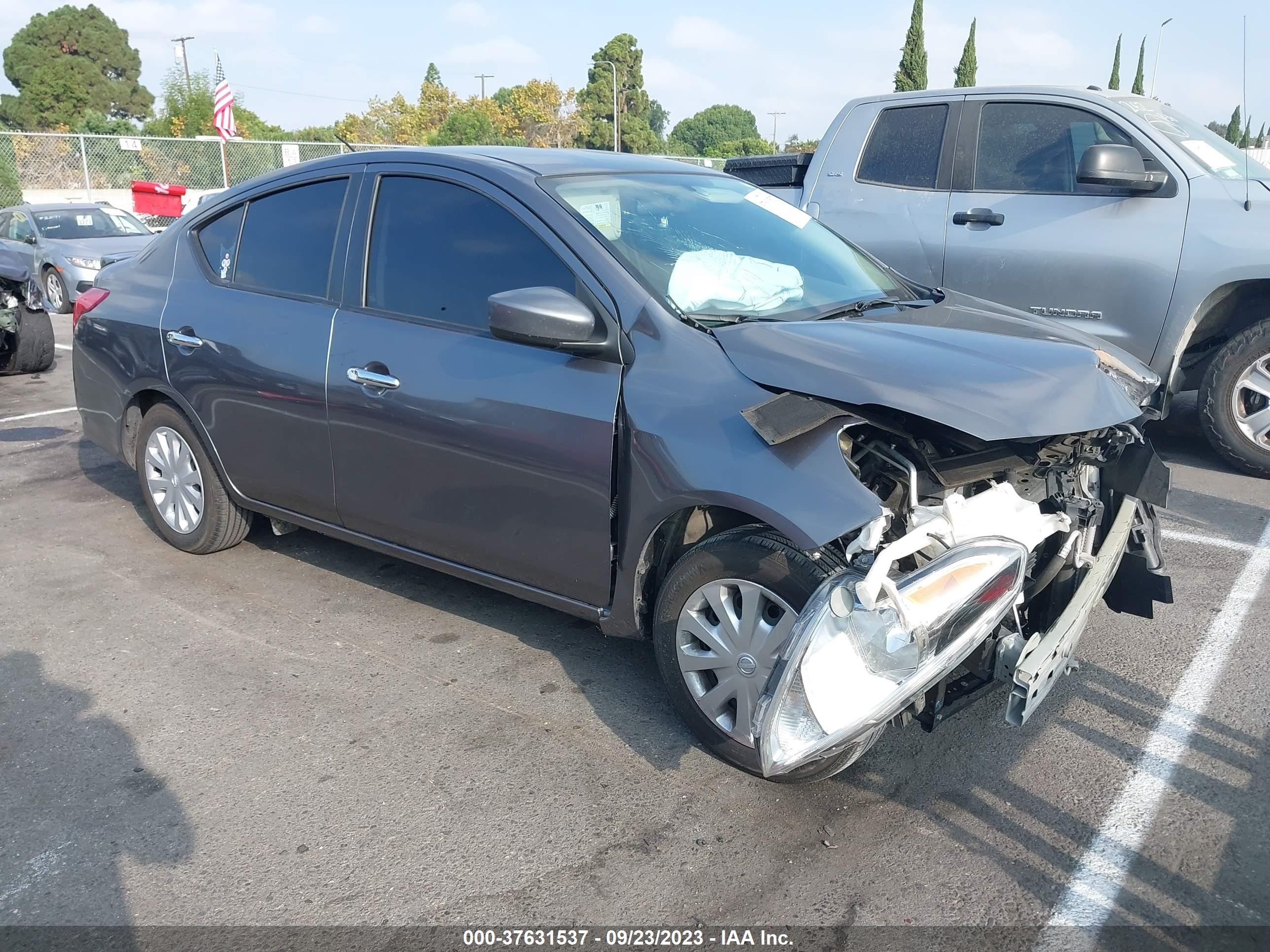 nissan versa 2019 3n1cn7ap1kl874031