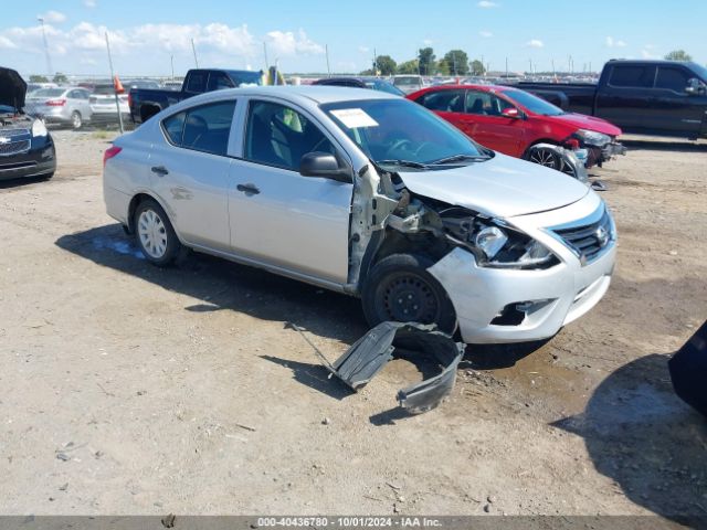 nissan versa 2015 3n1cn7ap2fl816757