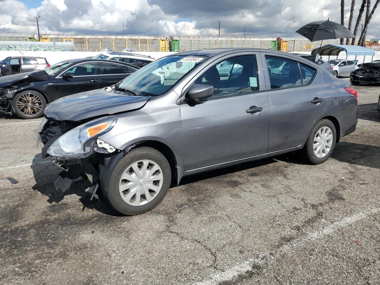 nissan versa 2018 3n1cn7ap2jl828870