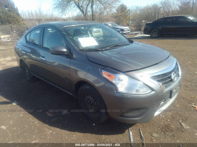 nissan versa sedan 2018 3n1cn7ap2jl860816