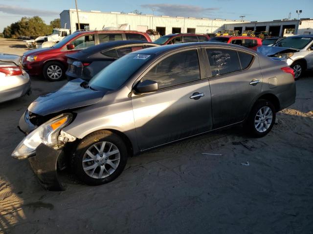 nissan versa s 2018 3n1cn7ap2jl870164