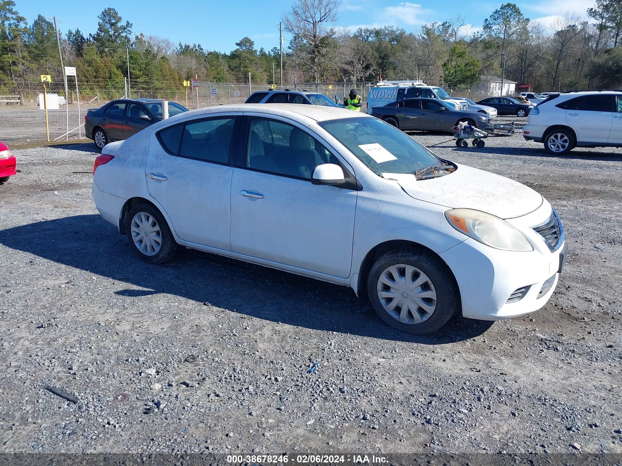 nissan versa 2012 3n1cn7ap3cl897201