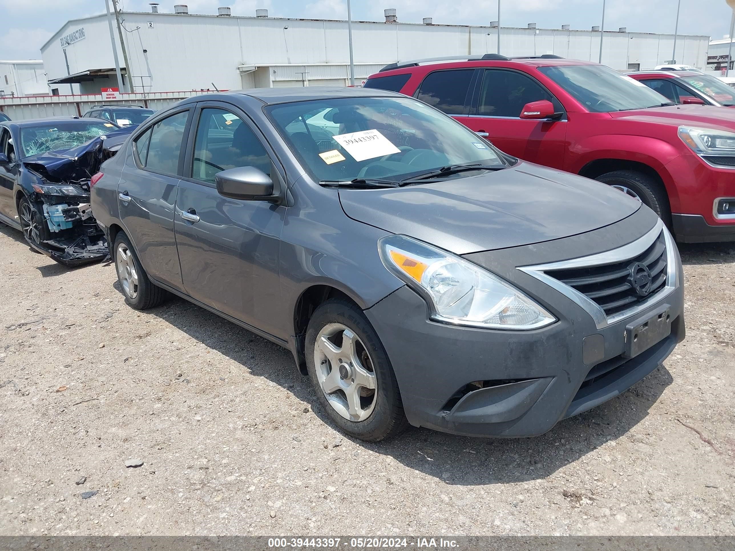 nissan versa 2016 3n1cn7ap3gl837991