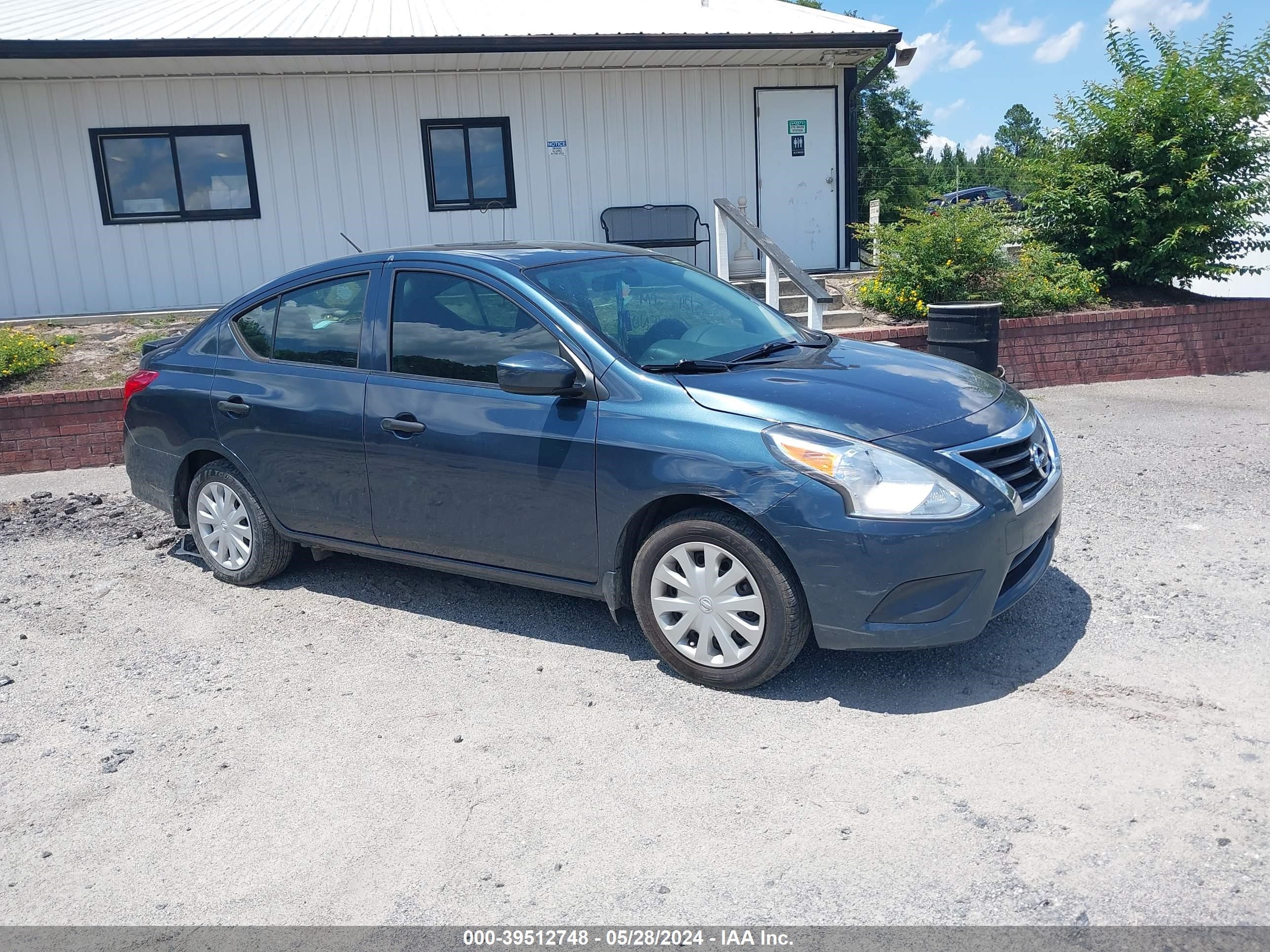 nissan versa 2016 3n1cn7ap3gl879416