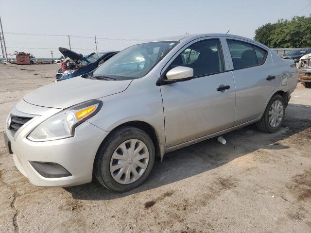 nissan versa s 2018 3n1cn7ap3jl814007