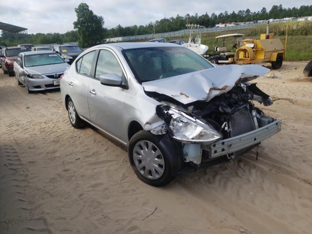 nissan versa s 2018 3n1cn7ap3jl840090