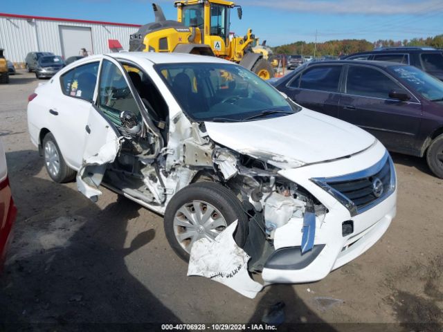 nissan versa 2018 3n1cn7ap3jl858959