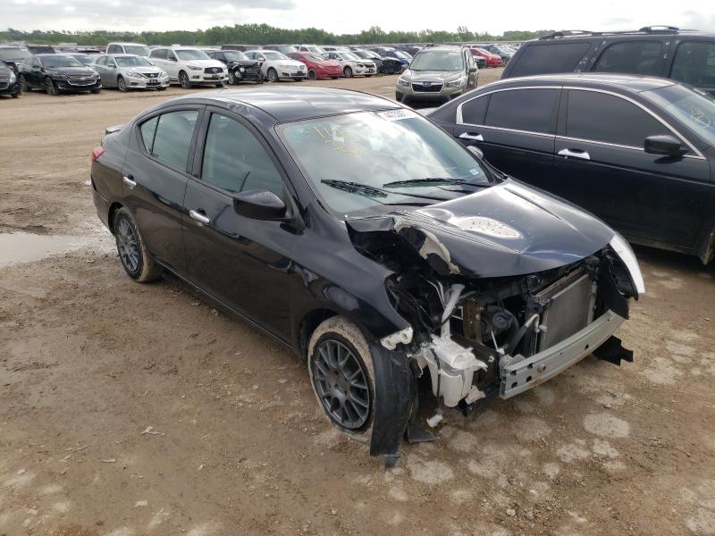 nissan versa s 2018 3n1cn7ap3jl872229