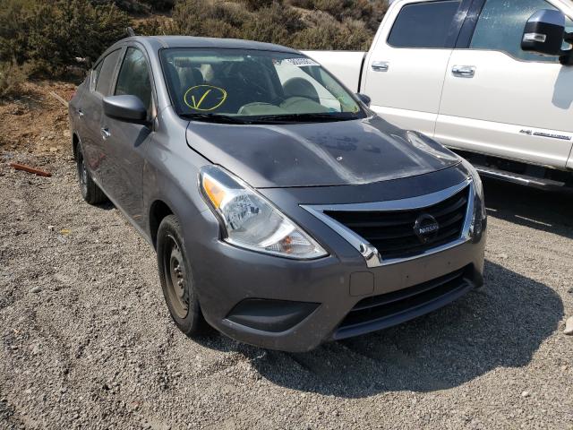 nissan versa s 2018 3n1cn7ap3jl878564