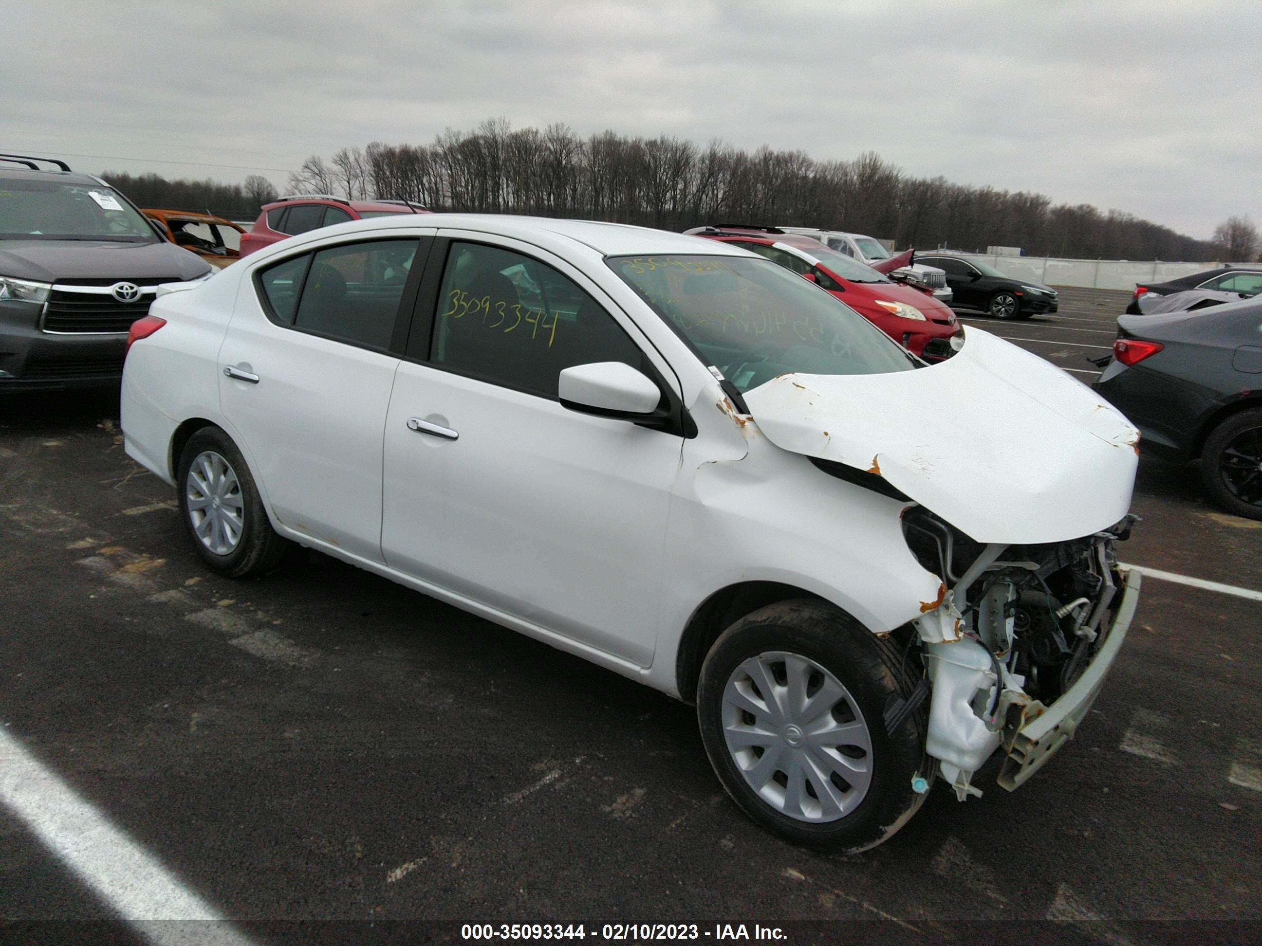 nissan versa 2019 3n1cn7ap3kl832041