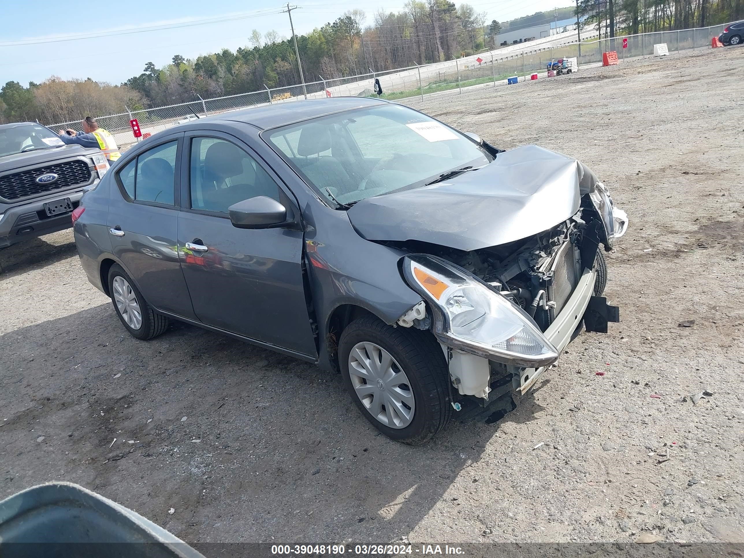 nissan versa 2019 3n1cn7ap3kl863094