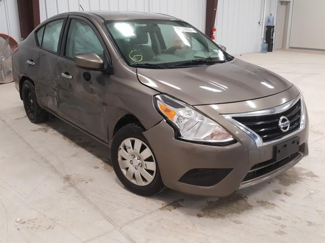 nissan versa s 2015 3n1cn7ap4fl816002