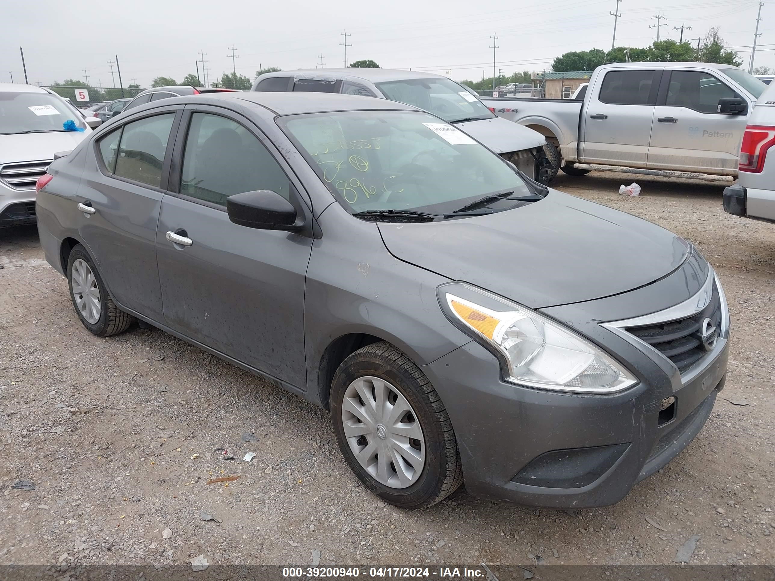 nissan versa 2016 3n1cn7ap4gl896175