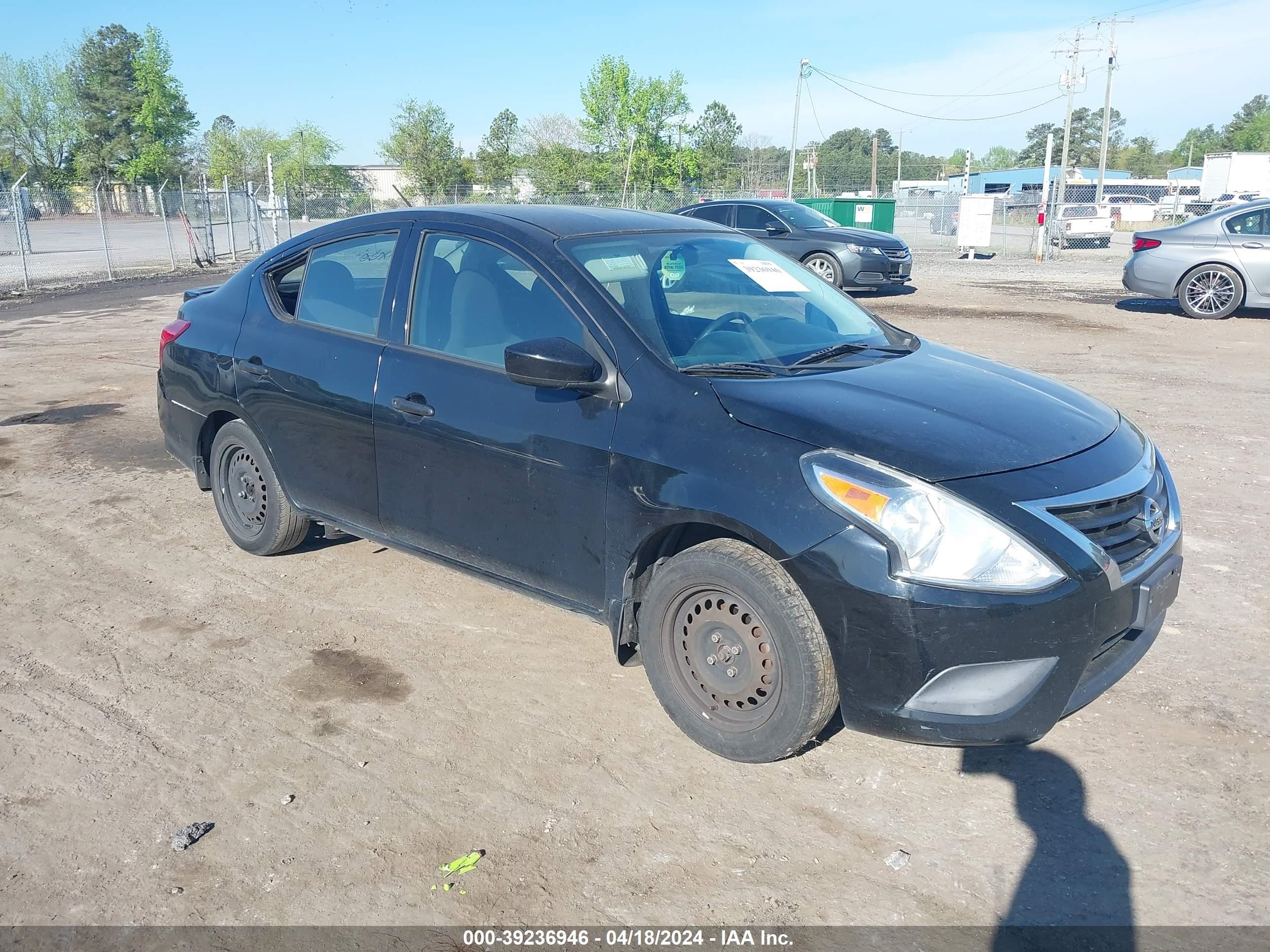 nissan versa 2017 3n1cn7ap4hl824099