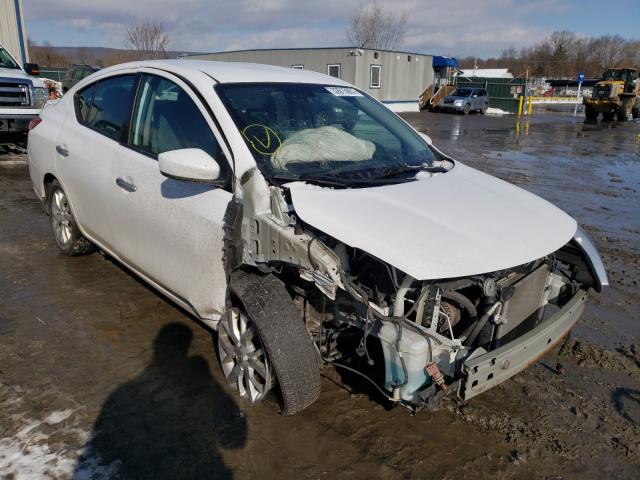 nissan versa s 2017 3n1cn7ap4hl891978