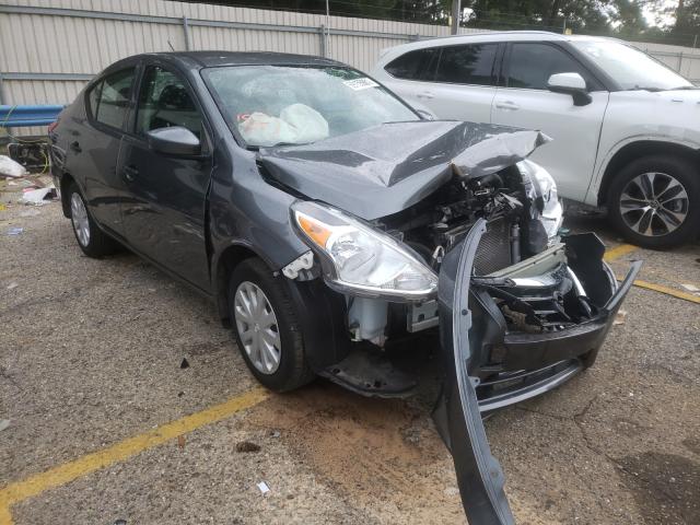 nissan versa s 2018 3n1cn7ap4jl842897