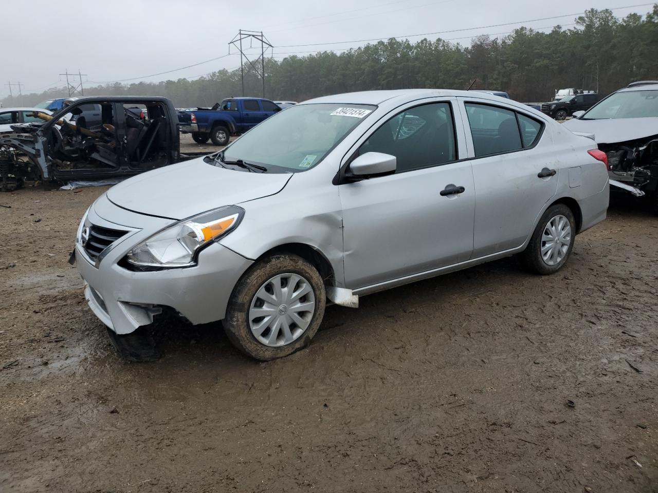 nissan versa 2019 3n1cn7ap4kl820657